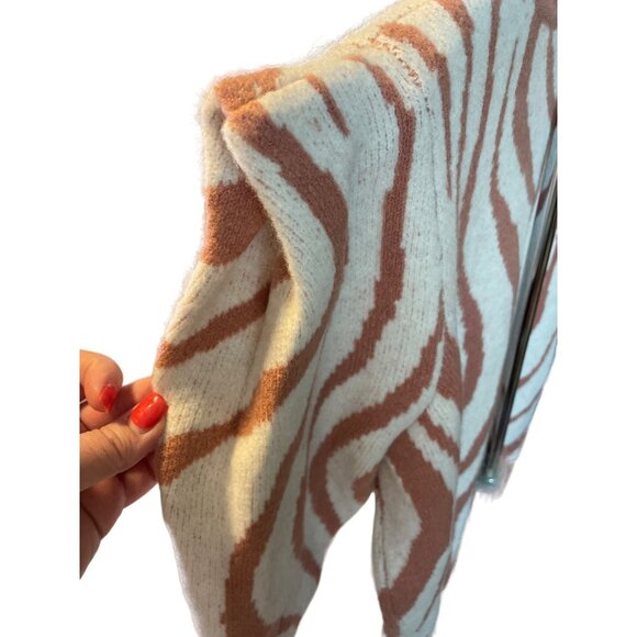 Eloquii NWT Brown White Squared Shoulder Crew Neck Pullover Sweater Sz 14 - Picture 4 of 12